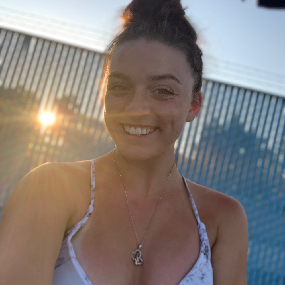 Meet your Posher, Madi